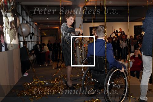 Amstelveen 1 oktober 2019
15 jaar de Esther Vergeer Foundation in het Cobra museum . Er wordt een expositie geopend van 15 fotografen waaronder oa William Rutten Estelle Cruijff Klaasjan v d Weij Patty Brard Isa Hoes Marco Borsato Sacha de Boer Klaas v Kruistem en Edwin Smulders. Anouk Smulders presenteert het en Prinses Margriet is aanwezig.