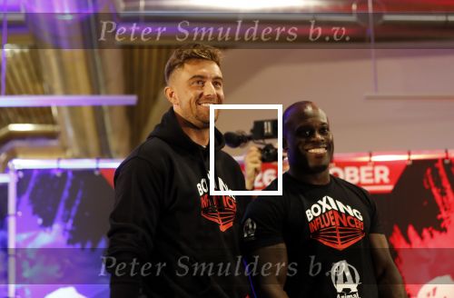 Almere 26 september 2019
Presentatie influencer boxing avond in sportcentrum Almere. Rene Watzema