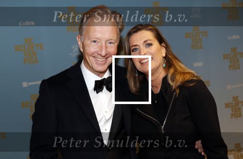 Amsterdam 7 oktober 2019
Premiere de belofte van Pisa in Tuschinski. Rick Nieman met zijn vrouw Sascha de Boer