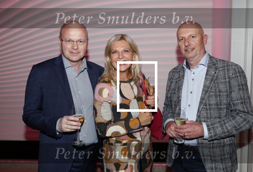 Amsterdam 12 november 2019
Presentatie nieuwe Nouveau met Leco v Zadelhoff als gast hoofdredakteur. De presentatie vond plaats in hotel The Dylan . Rob Kolkman Annekiese Bergman en Ruud Bijl