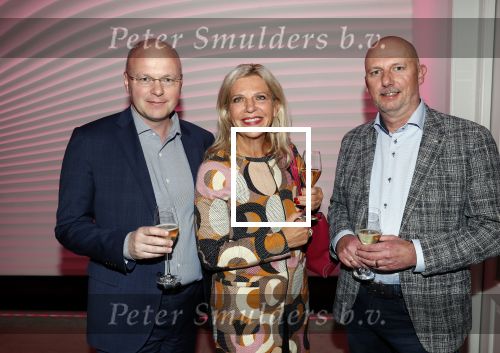 Amsterdam 12 november 2019
Presentatie nieuwe Nouveau met Leco v Zadelhoff als gast hoofdredakteur. De presentatie vond plaats in hotel The Dylan . Rob Kolkman Annekiese Bergman en Ruud Bijl