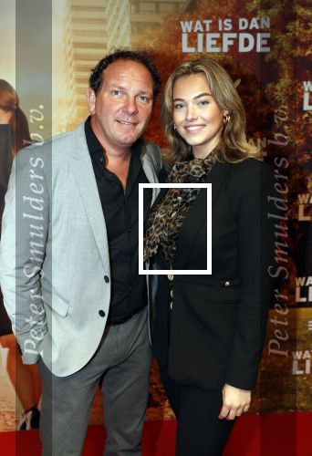 Amsterdam 14 oktober 2019
Premiere Wat is dan liefde in Tuschinski. Robert Leroy met zijn vriendin Jamy de Boer