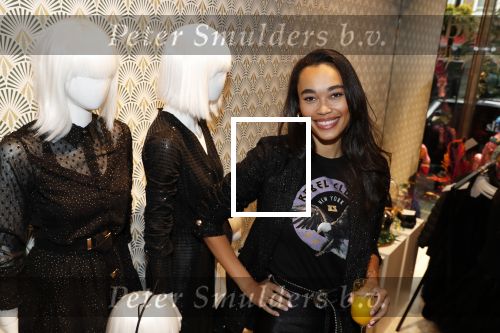 Amsterdam 12 november 2019
Presentatie en opening winkel Shoeby van Fred v Leer en Nicolette v Dam.
Romy Monteiro
