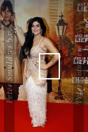 Amsterdam 14 oktober 2019
Premiere Wat is dan liefde in Tuschinski. Roxeanne Hazes kwam met partner Erik Zwennes