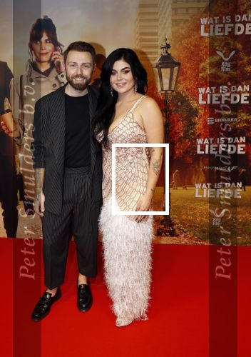 Amsterdam 14 oktober 2019
Premiere Wat is dan liefde in Tuschinski. Roxeanne Hazes kwam met partner Erik Zwennes