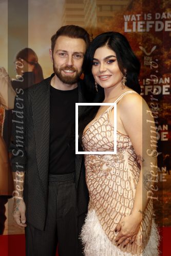 Amsterdam 14 oktober 2019
Premiere Wat is dan liefde in Tuschinski. Roxeanne Hazes kwam met partner Erik Zwennes