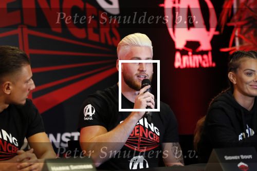 Almere 26 september 2019
Presentatie influencer boxing avond in sportcentrum Almere. Sidney Bout