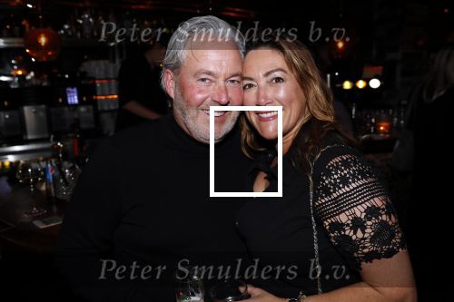 Bergen 2 november 2019
Sonja Bakker viert haar 45e verjaardag bij Wonders in Bergen. Haar vriend Barry v Suijdam en al hun kinderen zijn erbij. Sonja bakker vrienden