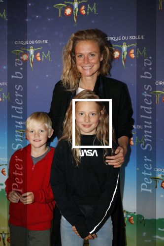 Den Haag 13 september 2019
Premiere Cirque du Soleil op het malieveld in Den Haag. Sophie Hilbrand met haar kinderen en vriendjes