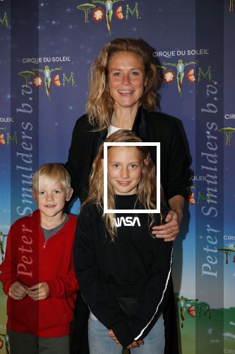 Den Haag 13 september 2019
Premiere Cirque du Soleil op het malieveld in Den Haag. Sophie Hilbrand met haar kinderen en vriendjes