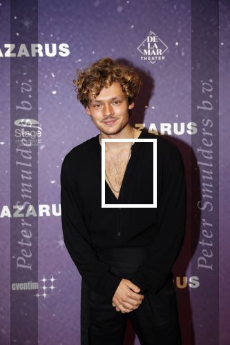 Amsterdam 13 oktober 2019
Premiere Lazarus in het deLamar theater. Soy Kroon kwam met zijn moeder