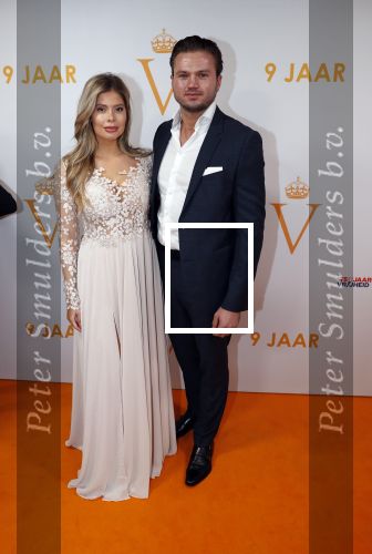 Katwijk 30 oktober 2019
9 jaar soldaat van Oranje in de hangar op vliegveld Valkenburg . Stephanie Tency met vriend