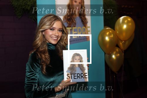 Utrecht 21 oktober 2019
Boekpresentatie Sterre Koning bij de ping pong club. Romy Monteiro krijgt het eerste boek.