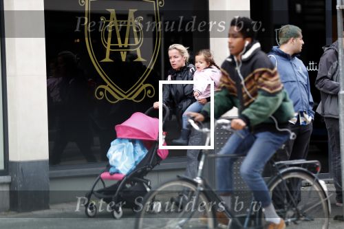 Amsterdam 1 oktober 2019
Suze Mens met haar dochter.