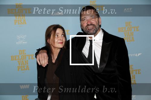 Amsterdam 7 oktober 2019
Premiere de belofte van Pisa in Tuschinski. Theo Maassen met zij partner