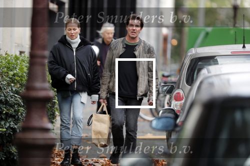 Amsterdam 4 november 2019
Twan Huys aan het winkelen met zijn vrouw