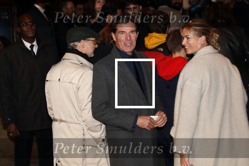 Amsterdam 7 oktober 2019
Premiere de belofte van Pisa in Tuschinski. Twan Huys kwam met zijn vrouw