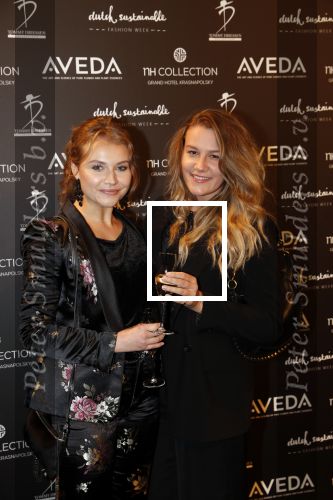 Amsterdam 3 oktober 2019
Modeshow Tommy Driessen in hotel Krasnapolsky. Vajen v d Bosch kwam met een vriendin