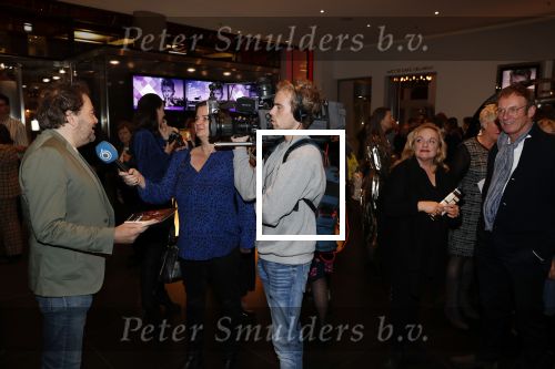Amsterdam 6 november 2019
Premiere de verleiders in het nieuwe deLamar theater. Victor Low met rechts zijn ex vrouw Mirjam de Rooij
