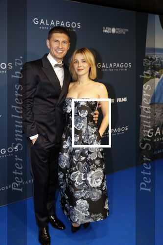 Amsterdam 28 oktober 2019
Premiere Galapagos in Tuschinski. Victoria Koblenko met partner Levchenko