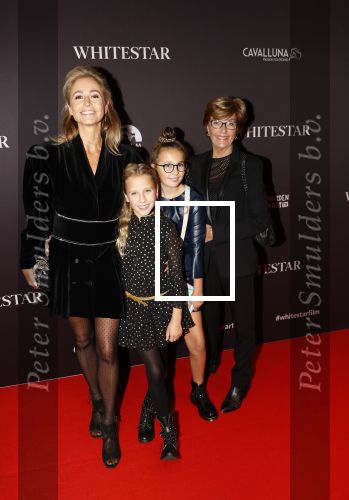 Amsterdam 8 oktober 2019
Premiere Whitestar met Britt Dekker.
Wendy v Dijk kwam met haar moeder en dochter Lizzy