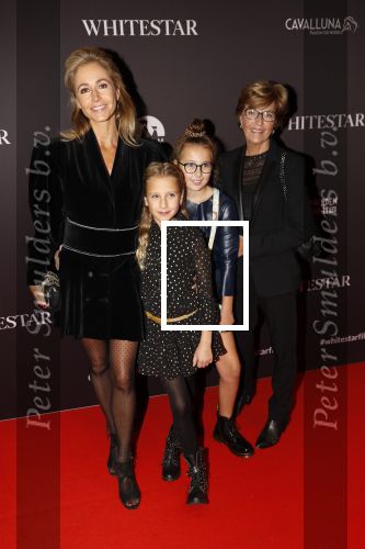 Amsterdam 8 oktober 2019
Premiere Whitestar met Britt Dekker.
Wendy v Dijk kwam met haar moeder en dochter Lizzy