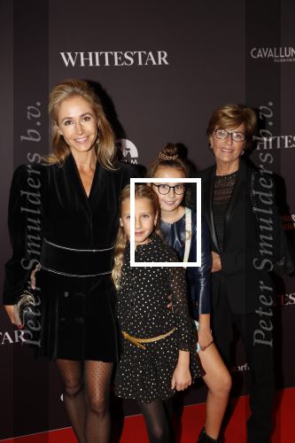Amsterdam 8 oktober 2019
Premiere Whitestar met Britt Dekker.
Wendy v Dijk kwam met haar moeder en dochter Lizzy