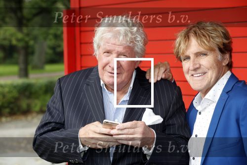 Rotterdam 14 oktober 2019
Surprise feestje voor Gerard Cox. Willibrord Frequin en Jacques Herb