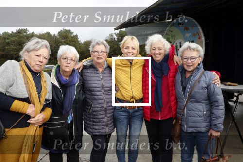 Boekel 19 oktober 2019
Meerdere boeren van boer zoekt vrouw stan op een mini markt in de stallen van Boerin Steffi. Ook Yvon Jaspers kwam met haar moeder en tantes een kijkje nemen.