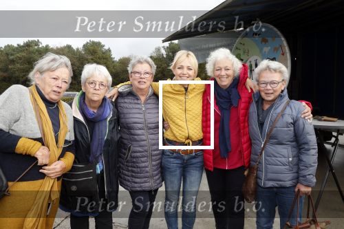 Boekel 19 oktober 2019
Meerdere boeren van boer zoekt vrouw stan op een mini markt in de stallen van Boerin Steffi. Ook Yvon Jaspers kwam met haar moeder en tantes een kijkje nemen.