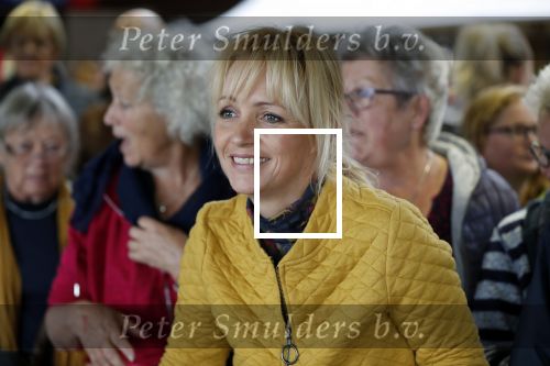 Boekel 19 oktober 2019
Meerdere boeren van boer zoekt vrouw stan op een mini markt in de stallen van Boerin Steffi. Ook Yvon Jaspers kwam met haar moeder en tantes een kijkje nemen.