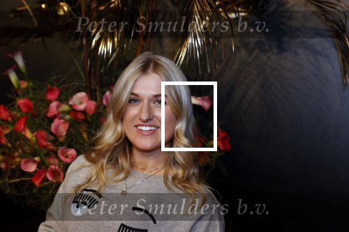 Noordwijk 16 oktober 2020
Boekpresentatie Martien Meiland in hotel Huis ter Duin .
Martien kwam met zijn vrouw Erica dochters Maxime en Montana. Britt Dekker