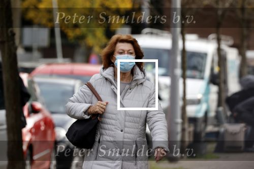 Amsterdam 5 november 2020
Bruni Heinke op weg naar de DC klinieken in Amsterdam zuid.