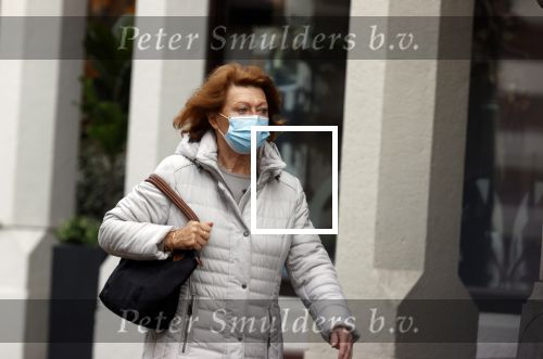 Amsterdam 5 november 2020
Bruni Heinke op weg naar de DC klinieken in Amsterdam zuid.