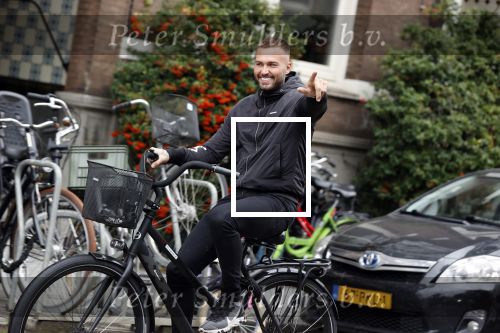 Amsterdam 21 oktober 2020
Dave Roelvink op de fiets in Amsterdam