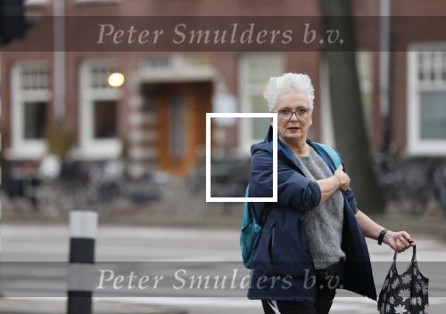 Amsterdam 10 november 2020
Doris Baaten op straat in Amsterdam zuid