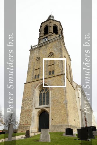 Dronrijp 29 oktober 2020
Het Graf van Aart Staartjes . Zijn huis staat tegen over de kerk.