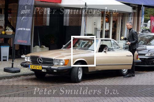Amsterdam 5 november 2020
Eric Kuster in zijn oldtimer Mercedes in de cornelis schuytstraat