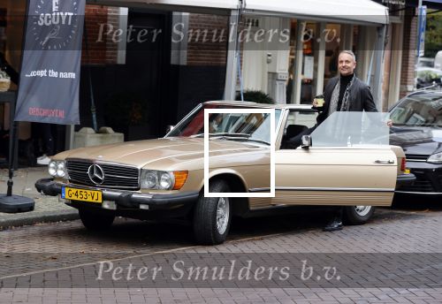 Amsterdam 5 november 2020
Eric Kuster in zijn oldtimer Mercedes in de cornelis schuytstraat