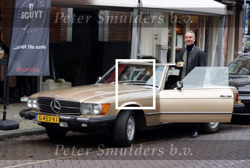Amsterdam 5 november 2020
Eric Kuster in zijn oldtimer Mercedes in de cornelis schuytstraat