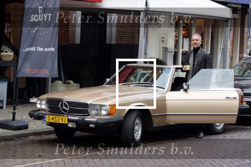 Amsterdam 5 november 2020
Eric Kuster in zijn oldtimer Mercedes in de cornelis schuytstraat