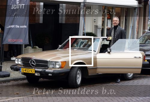 Amsterdam 5 november 2020
Eric Kuster in zijn oldtimer Mercedes in de cornelis schuytstraat