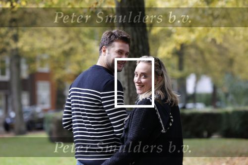 Amsterdam 15 oktober 2020
Eva Jinek en haar vriend Dexter van der Voorn wandelend in Amsterdam zuid