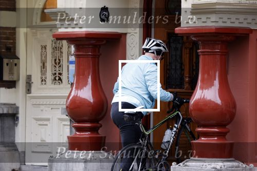 Amsterdam 1 november 2020
Ferdinand Grapperhaus komt fietsend thuis . Zijn vrouw Liesbeth Wytzes is thuis.
