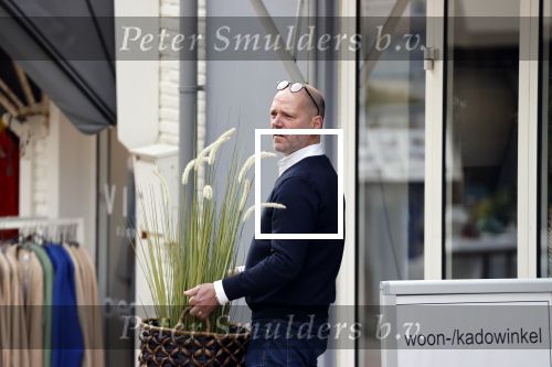 Zandvoort 18 oktober 2020
De ex Vriend van Martien Meiland Frank die twee winkels in Zandvoort heeft.
Nick Dijkman interviewt hem