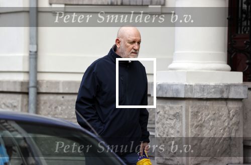 Amsterdam 19 oktober 2020
Hugo Metsers sr met en zonder mondkapje in Amsterdam zuid