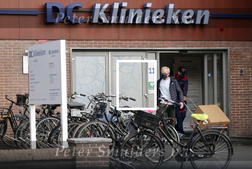 Amsterdam 5 november 2020
Jaap Jongbloed op weg naar de DC klinieken in Amsterdam zuid