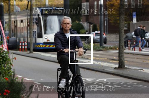 Amsterdam 5 november 2020
Jaap Jongbloed op weg naar de DC klinieken in Amsterdam zuid