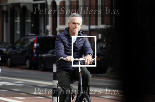 Amsterdam 5 november 2020
Jaap Jongbloed op weg naar de DC klinieken in Amsterdam zuid