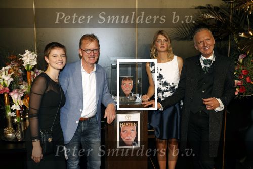 Noordwijk 16 oktober 2020
Boekpresentatie Martien Meiland in hotel Huis ter Duin .
Martien kwam met zijn vrouw Erica dochters Maxime en Montana.
Jaap Meiland kwam met zijn dochter
